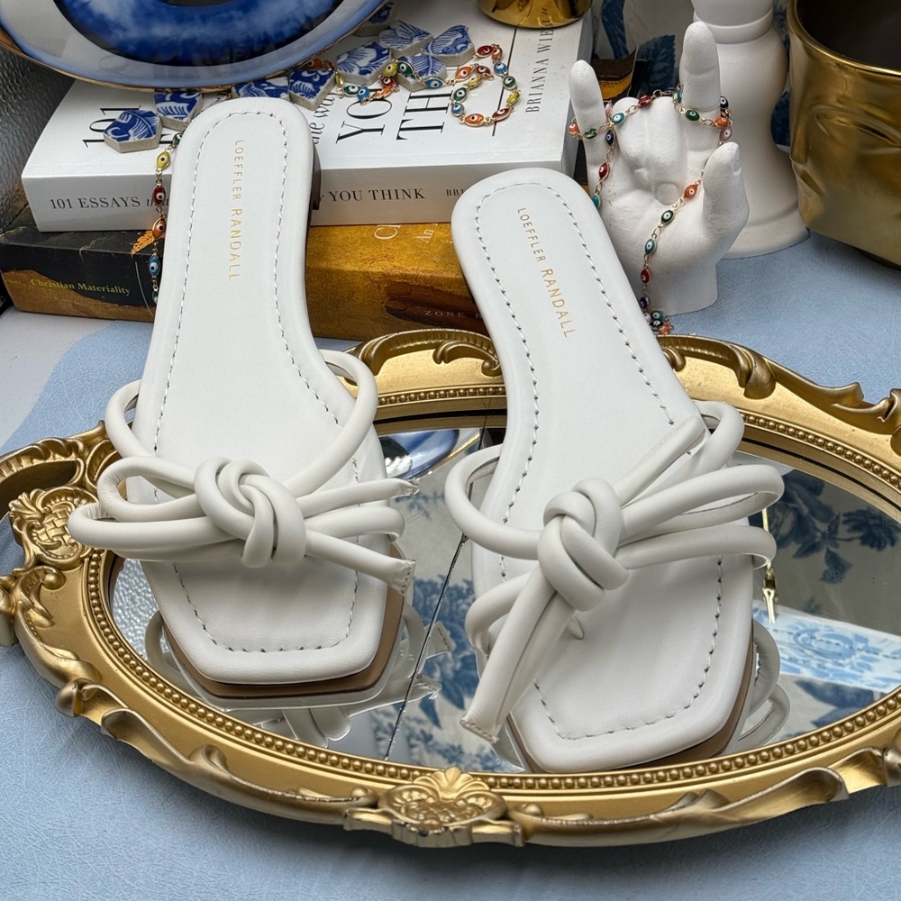🆕 LOEFFLER RANDALL 🧿 NWOB Hadley Leather Bow Flat Sandals, White - Sz 7 B - Picture 4 of 12